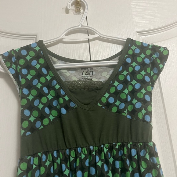 Y2K Green/Blue Patterned Top with pockets - Picture 2 of 11